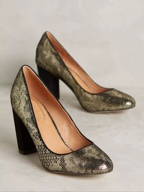 Anthropologie Corso Como Anya Pumps Metallic Lace 7.5